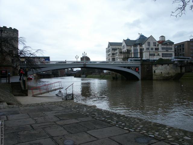 PICT5529-Lendal_Bridge